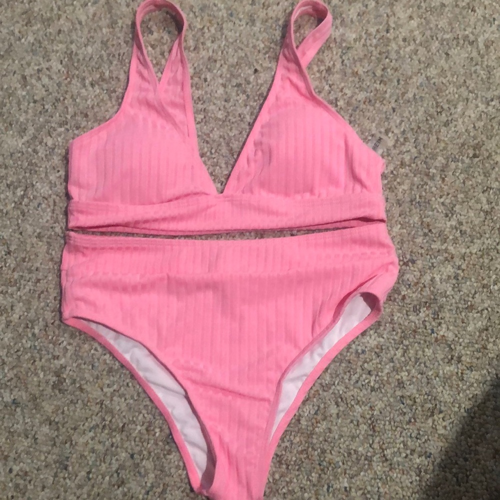 High waisted bikini